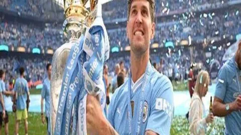 揭秘国安转会之谜：准入名单悬念揭晓，专家释疑：禁令未解，一切尽在掌握！